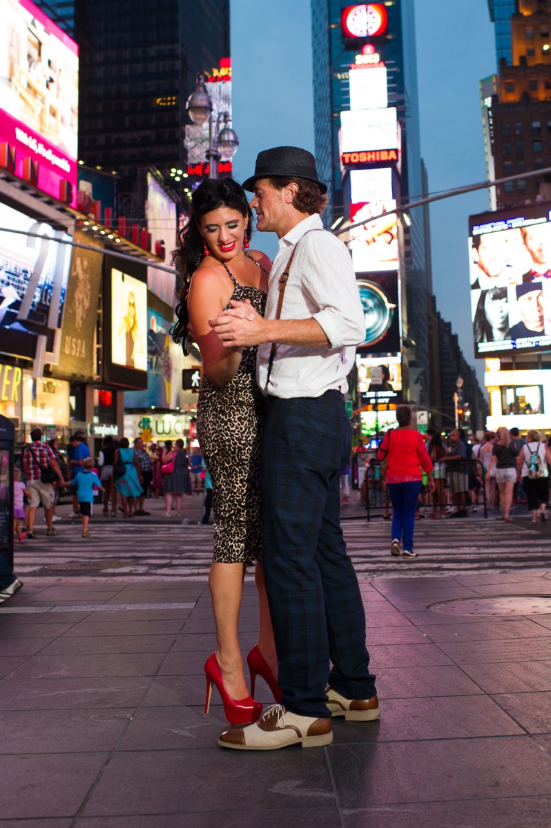 engagement photos andrea bertola steven shaw new york city nyc ny times square