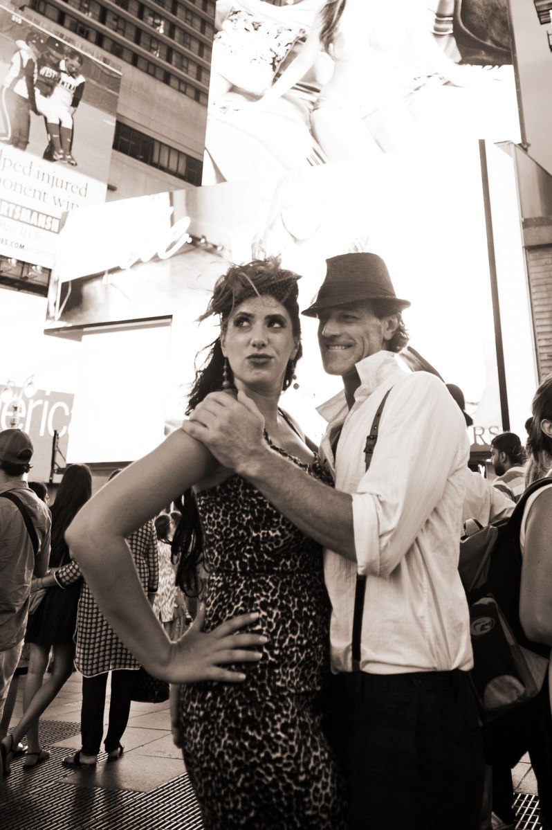 engagement photos andrea bertola steven shaw new york city nyc ny times square
